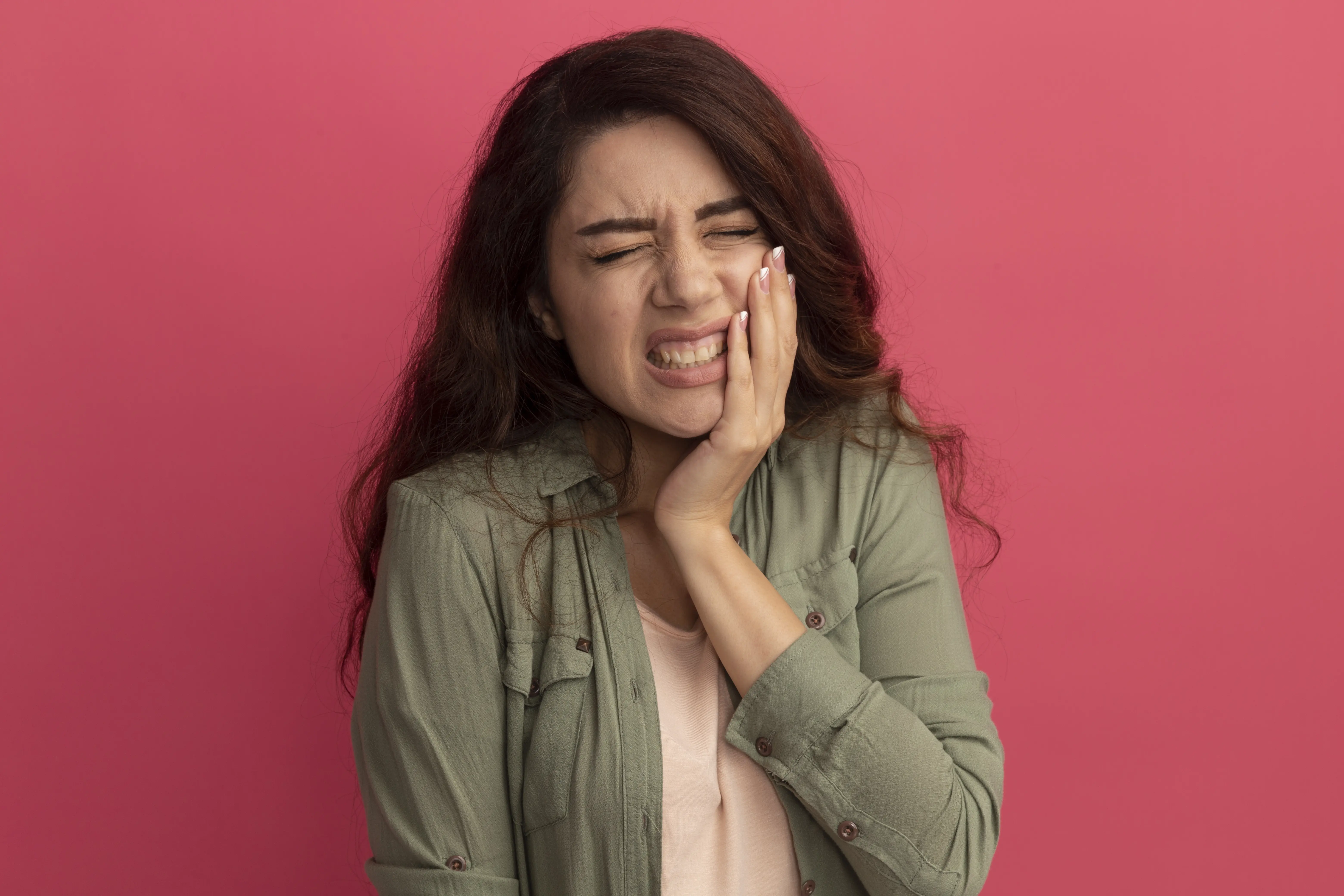 Tooth Sensitivity After Whitening? Here's What's Happening and How to Manage It